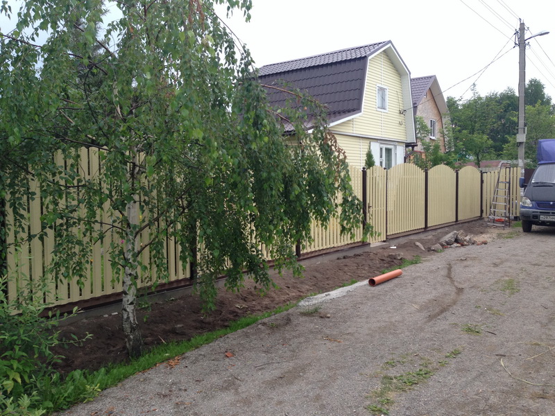 Забор из евроштакетника Воскресенск